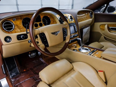 Used 2009 Bentley Continental GT image 3