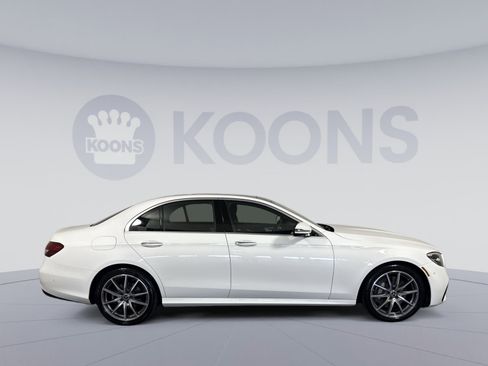 Used 2023 Mercedes-Benz E 350 4MATIC Sedan image 8