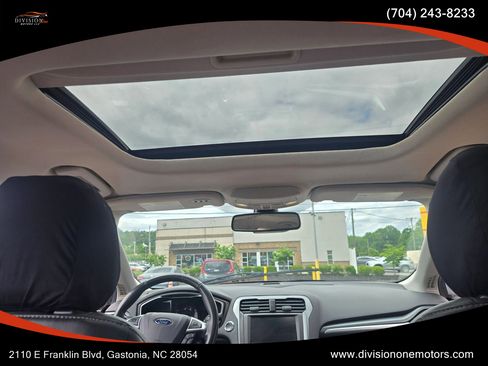 Used 2015 Ford Fusion Titanium FWD image 16
