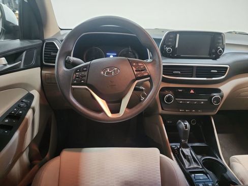 Used 2019 Hyundai Tucson SE w/ Cargo Package image 17