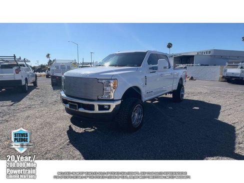Used 2017 Ford F250 XLT w/ XLT Value Package AWD/4WD image 7