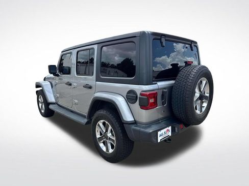 Used 2019 Jeep Wrangler Unlimited Sahara w/ Safety Group AWD/4WD image 7