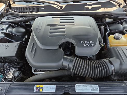 Used 2015 Dodge Challenger SXT w/ Sound Group RWD image 17