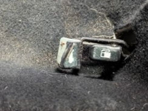 Used 2014 Toyota Corolla LE FWD image 32
