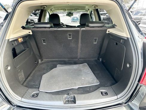 Used 2021 Buick Encore Preferred image 24