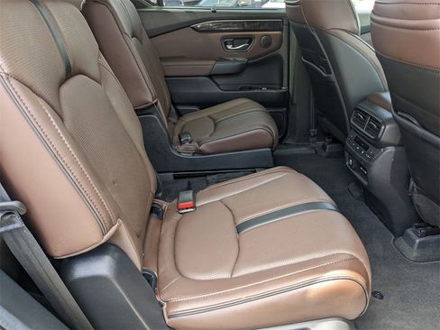 Used 2024 Honda Pilot Elite image 29