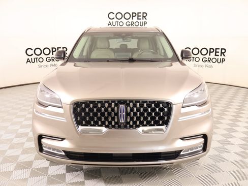 Used 2021 Lincoln Aviator Grand Touring w/ Elements Package Plus AWD/4WD image 9