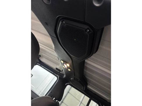 Used 2019 Jeep Wrangler Unlimited Rubicon w/ LED Lighting Group AWD/4WD image 38