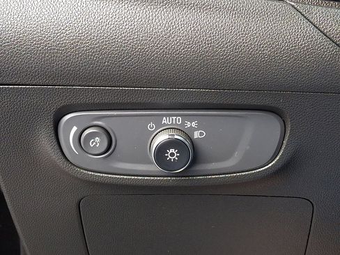 Used 2024 Buick Encore GX Preferred image 26