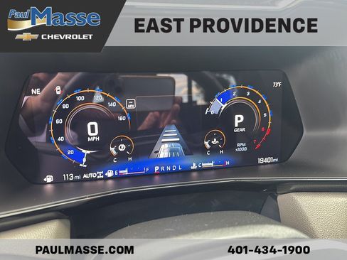 Used 2025 Chevrolet Colorado ZR2 w/ Technology Package AWD/4WD image 13