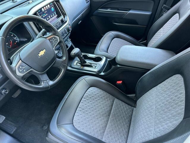 Used 2016 Chevrolet Colorado Z71 AWD/4WD image 10