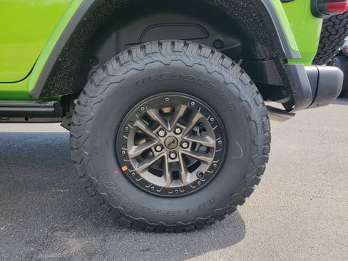 New 2025 Jeep Wrangler Unlimited Rubicon 392 image 9