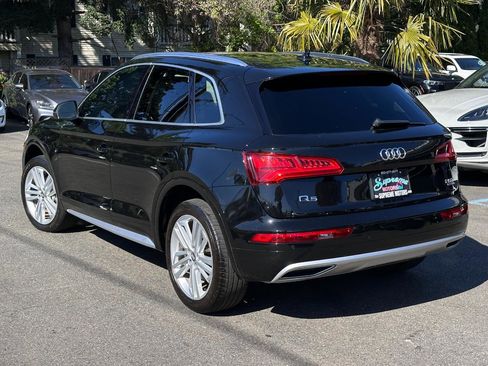 Used 2018 Audi Q5 Prestige w/ Prestige Package AWD/4WD image 7