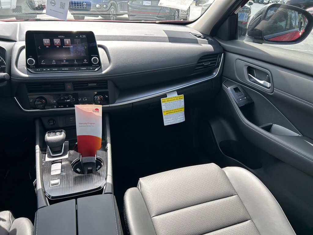 Used 2026 Nissan Rogue Dark Armor FWD image 12