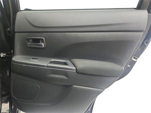 Used 2024 Mitsubishi Outlander Sport ES image 24