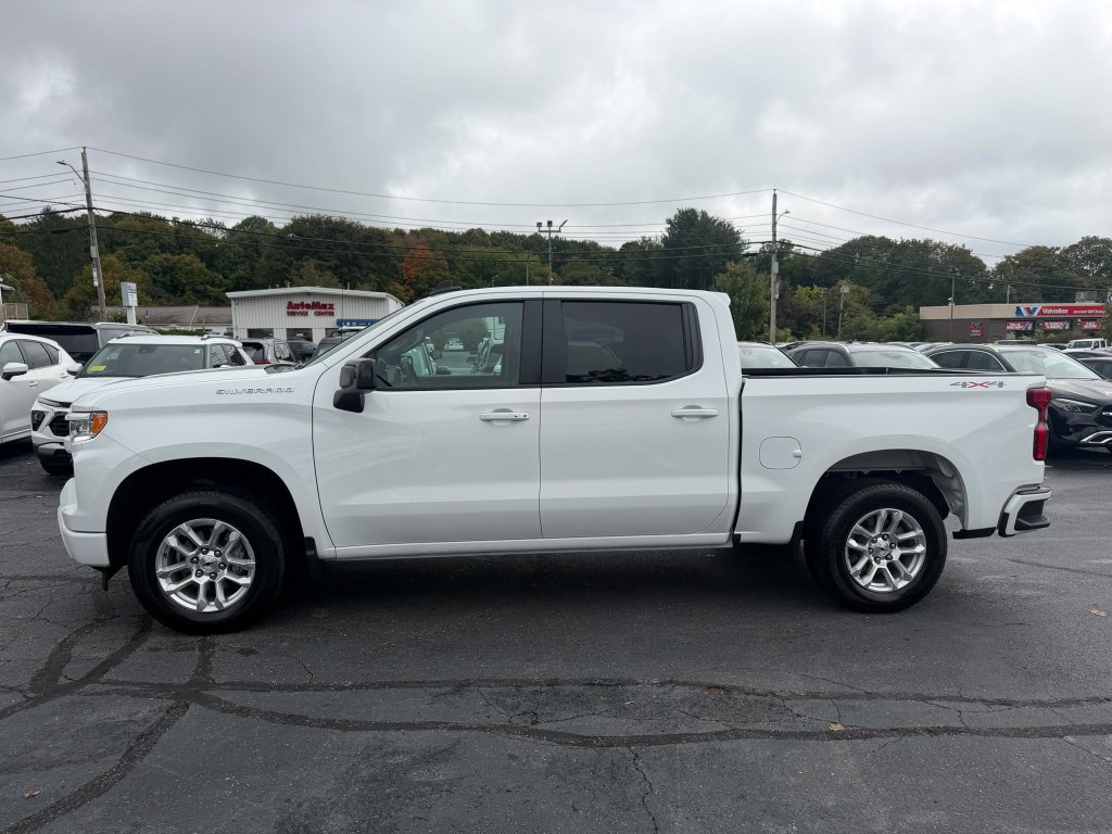 Used 2026 Chevrolet Silverado 1500 RST AWD/4WD image 2