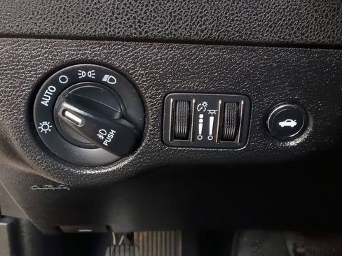 Used 2022 Dodge Charger R/T w/ Driver Convenience Group image 11