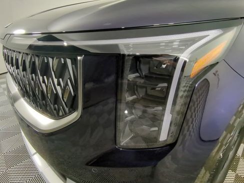 New 2026 Kia Carnival LXS image 45