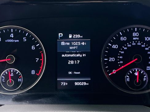 Used 2021 Kia K5 LXS image 23