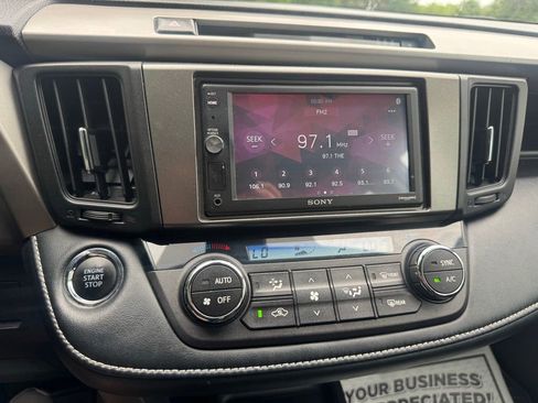 Used 2018 Toyota RAV4 XLE w/ Plus Extra Value Package FWD image 19