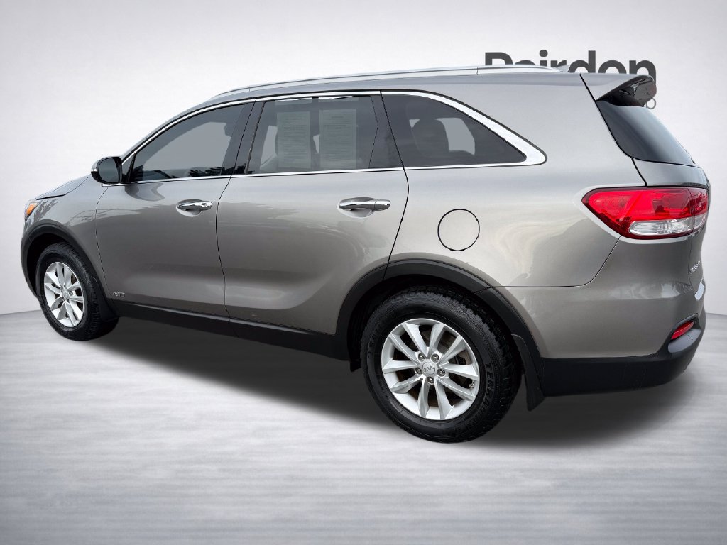 Used 2018 Kia Sorento AWD image 5