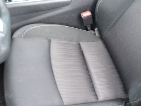 Used 2025 Nissan Altima 2.5 SV image 12