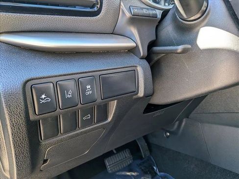 Used 2024 Mitsubishi Eclipse Cross SE image 16