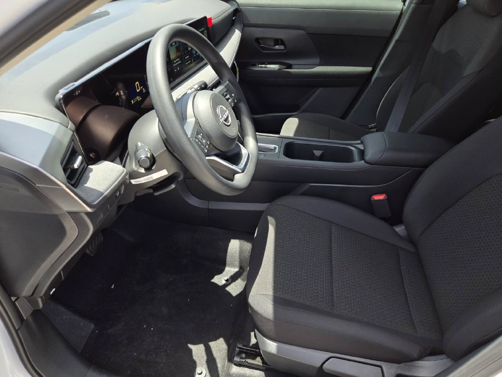 New 2026 Nissan Kicks S FWD image 18