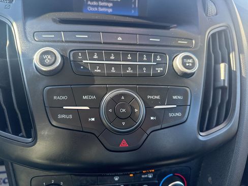 Used 2016 Ford Focus SE image 34