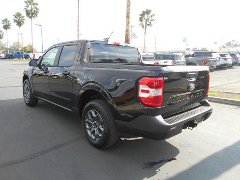 New 2025 Ford Maverick XLT image 3
