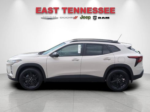 Used 2026 Chevrolet Trax ACTIV w/ Driver Confidence Package FWD image 6