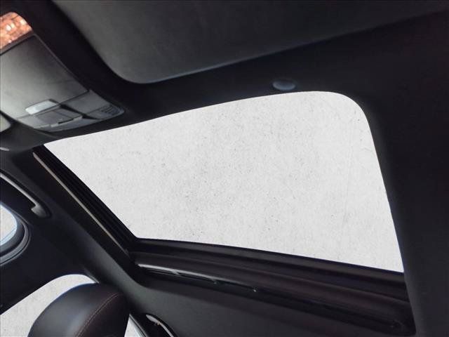 Used 2019 Mercedes-Benz C 300 Sedan image 15