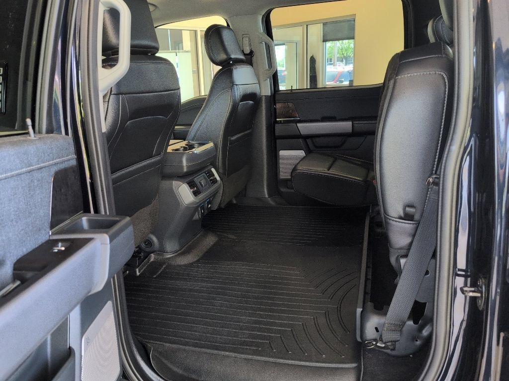 Used 2021 Ford F150 Lariat AWD/4WD image 34