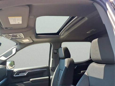 New 2026 Chevrolet Silverado 1500 LTZ w/ LTZ Premium Package AWD/4WD image 18