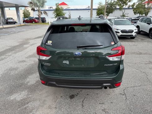 Used 2023 Subaru Forester Limited AWD/4WD image 6