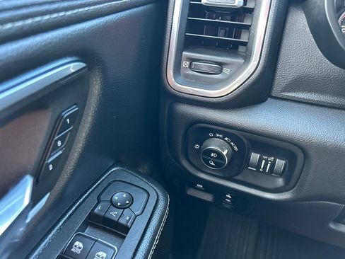 Used 2025 RAM 1500 Laramie w/ Laramie Southwest Edition AWD/4WD image 23