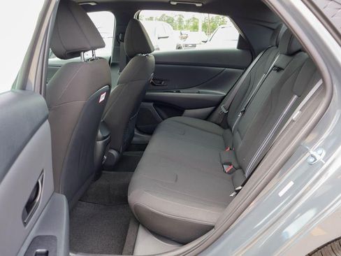 New 2026 Hyundai Elantra SEL Sport Premium FWD image 9