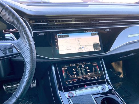 Used 2022 Audi RS Q8 image 6