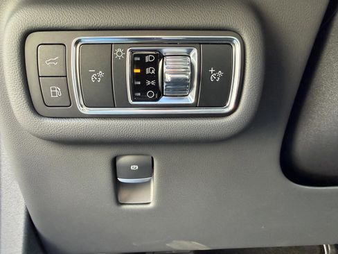 New 2026 Lincoln Nautilus Reserve w/ Jet Appearance Package AWD/4WD image 17