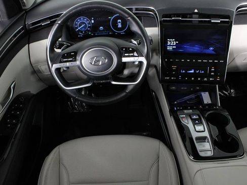 Certified 2022 Hyundai Tucson Limited AWD/4WD image 8