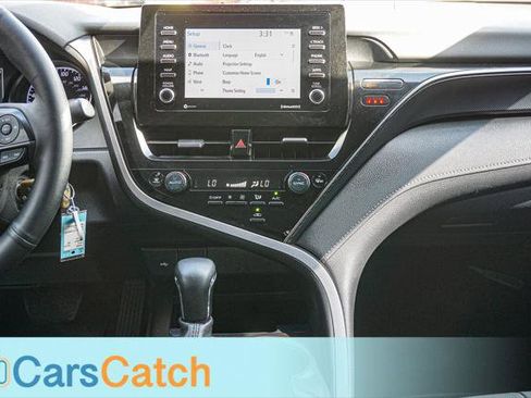Used 2022 Toyota Camry SE FWD image 23