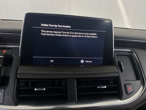 Used 2021 Chevrolet Suburban LT AWD/4WD image 70