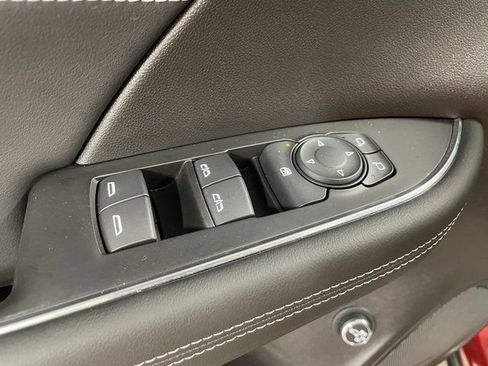 Used 2023 Buick Envision Preferred AWD/4WD image 19