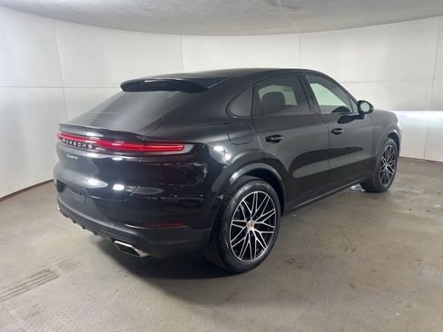 Certified 2026 Porsche Cayenne Coupe image 7