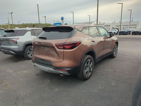 Used 2023 Chevrolet Blazer LT image 7