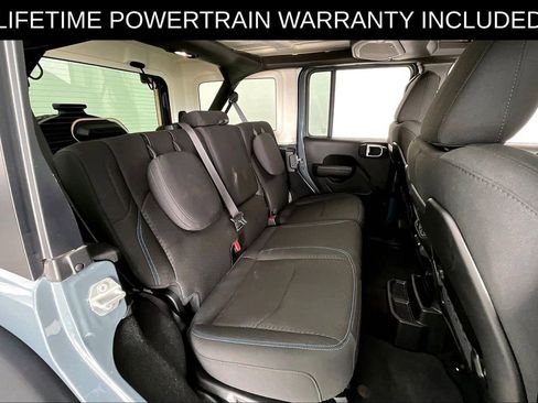 Used 2025 Jeep Wrangler Unlimited Rubicon 4xe AWD/4WD image 35
