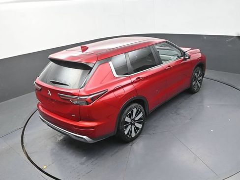 Used 2025 Mitsubishi Outlander SE FWD image 30