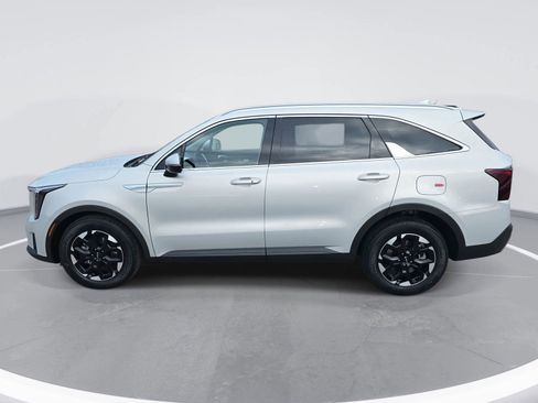 New 2026 Kia Sorento S image 8
