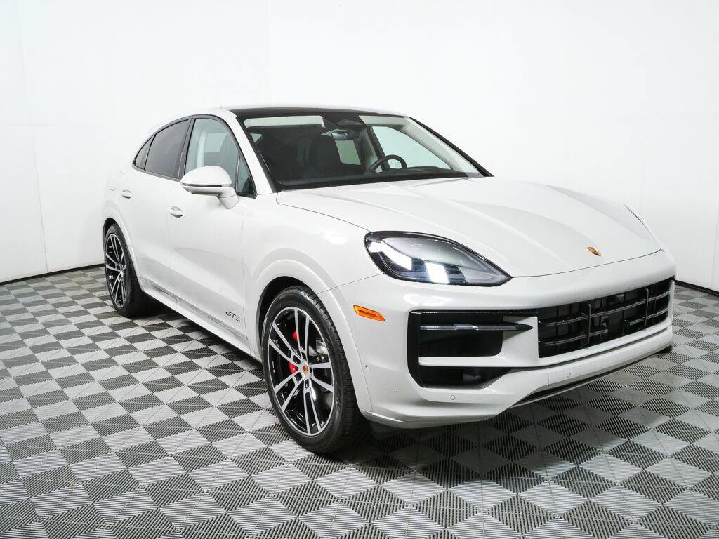 New 2026 Porsche Cayenne GTS AWD/4WD image 28