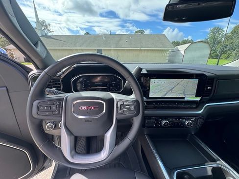 Used 2026 GMC Sierra 2500 SLT w/ SLT Premium Package AWD/4WD image 26